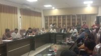 Komisi-II-DPRD-Karawang-Gelar-Rapat-Audiensi-Antara-Ormas-GMPI-dan-KSP-Palomak-1024x576